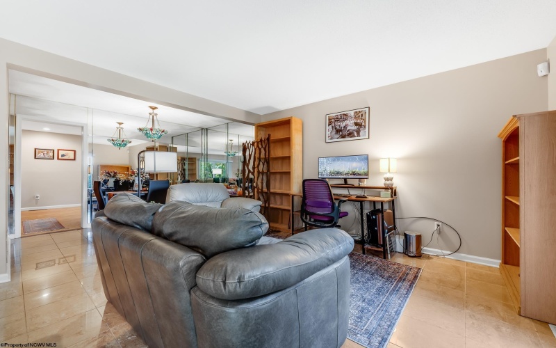 705 Lakeview Estates, Morgantown, West Virginia 26508, 3 Bedrooms Bedrooms, 7 Rooms Rooms,3 BathroomsBathrooms,Single Family Attached,For Sale,Lakeview,10161677