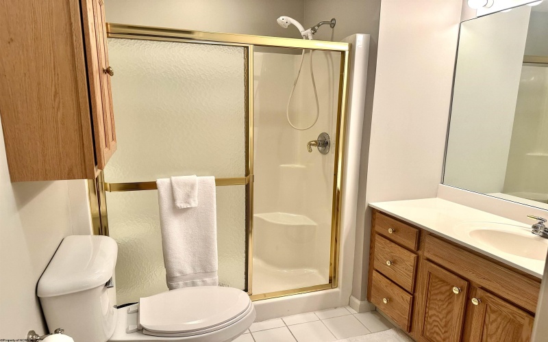 206 Aaron Smith Drive, Bridgeport, West Virginia 26330, 3 Bedrooms Bedrooms, 5 Rooms Rooms,3 BathroomsBathrooms,Single Family Attached,For Sale,Aaron Smith,10161660