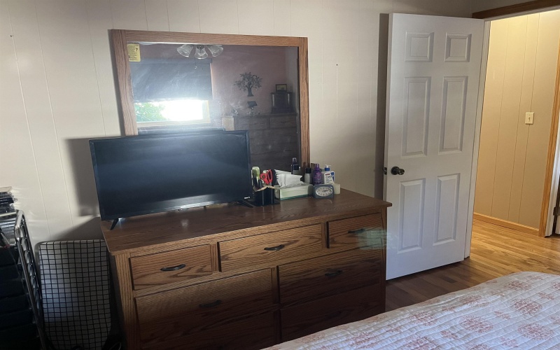 908 Main Avenue, Weston, West Virginia 26452, 3 Bedrooms Bedrooms, 7 Rooms Rooms,1 BathroomBathrooms,Single Family Detached,For Sale,Main,10161674