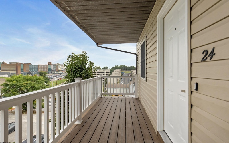 9 South East Court, Morgantown, West Virginia 26505, 2 Bedrooms Bedrooms, 4 Rooms Rooms,1 BathroomBathrooms,Residential Rentals,For Rent,South East,10161655
