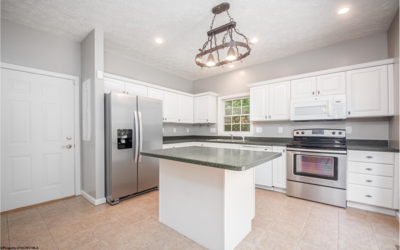 280 West Run Road, Morgantown, West Virginia 26508, 3 Bedrooms Bedrooms, 10 Rooms Rooms,3 BathroomsBathrooms,Residential Rentals,For Rent,West Run,10161658
