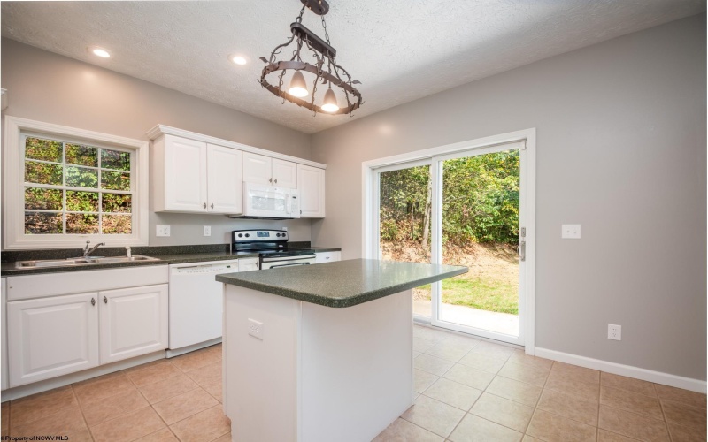 280 West Run Road, Morgantown, West Virginia 26508, 3 Bedrooms Bedrooms, 10 Rooms Rooms,3 BathroomsBathrooms,Residential Rentals,For Rent,West Run,10161658