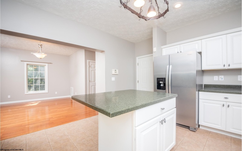280 West Run Road, Morgantown, West Virginia 26508, 3 Bedrooms Bedrooms, 10 Rooms Rooms,3 BathroomsBathrooms,Residential Rentals,For Rent,West Run,10161658