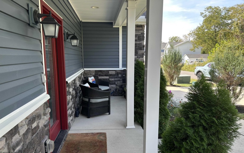 116 Corkrean Way, Morgantown, West Virginia 26508, 4 Bedrooms Bedrooms, 7 Rooms Rooms,2 BathroomsBathrooms,Single Family Detached,For Sale,Corkrean,10161673
