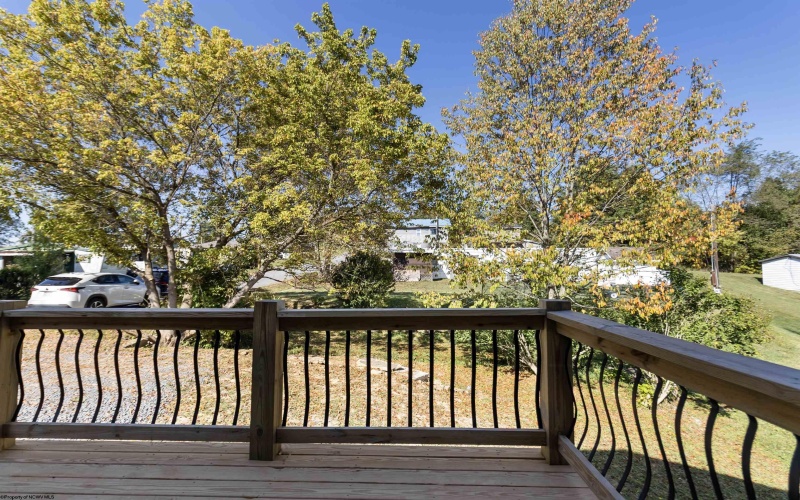 100 Maple Street, Masontown, West Virginia 26542-9649, 4 Bedrooms Bedrooms, 8 Rooms Rooms,2 BathroomsBathrooms,Single Family Detached,For Sale,Maple,10161662