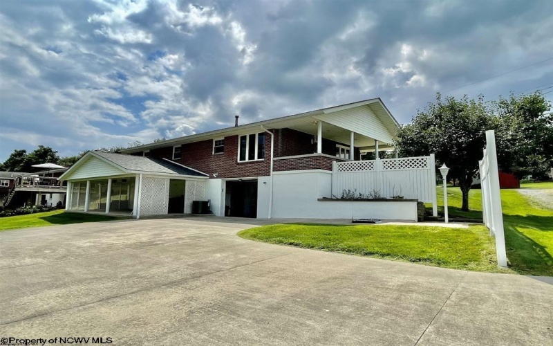 105 Walsh Drive, Kingwood, West Virginia 26537, 3 Bedrooms Bedrooms, 6 Rooms Rooms,2 BathroomsBathrooms,Single Family Detached,For Sale,Walsh,10161659 105 Walsh Drive, Kingwood, West Virginia 26537, 3 Bedrooms Bedrooms, 6 Rooms Rooms,2 BathroomsBathrooms,Single Family Detached,For Sale,Walsh,10161659