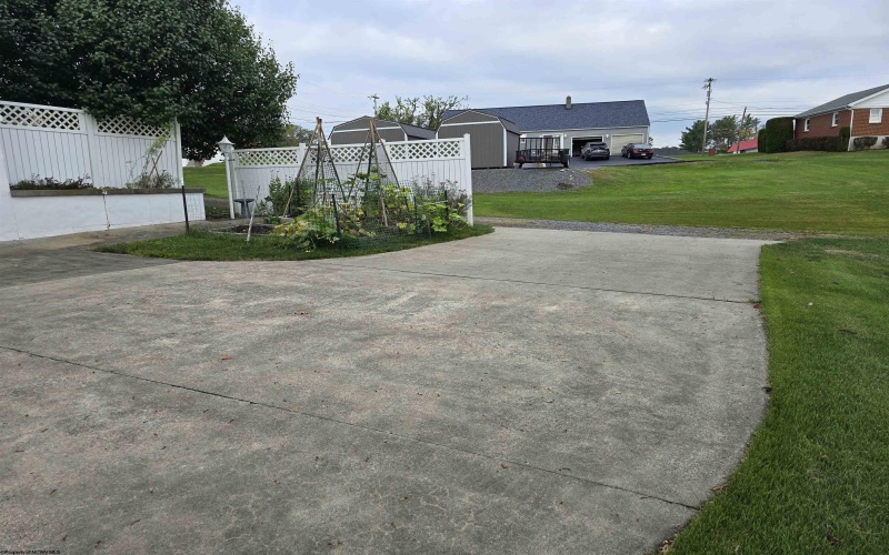 105 Walsh Drive, Kingwood, West Virginia 26537, 3 Bedrooms Bedrooms, 6 Rooms Rooms,2 BathroomsBathrooms,Single Family Detached,For Sale,Walsh,10161659 105 Walsh Drive, Kingwood, West Virginia 26537, 3 Bedrooms Bedrooms, 6 Rooms Rooms,2 BathroomsBathrooms,Single Family Detached,For Sale,Walsh,10161659