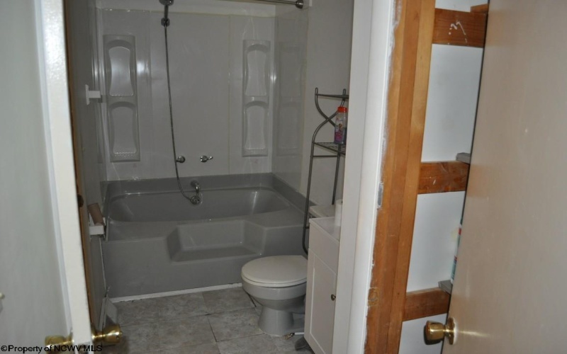 3039 Earl L Core Road, Morgantown, West Virginia 26508, 3 Bedrooms Bedrooms, 6 Rooms Rooms,2 BathroomsBathrooms,Single Family Detached,For Sale,Earl L Core,10161667