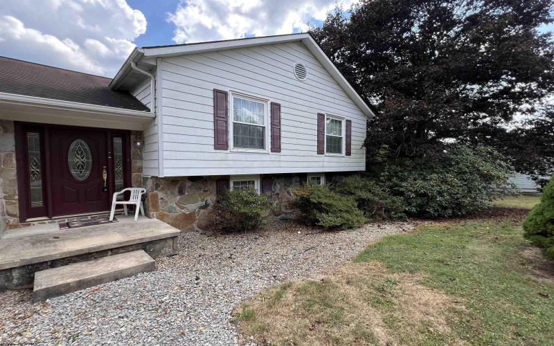9517 Seneca Trail, Mill Creek, West Virginia 26280, 4 Bedrooms Bedrooms, 8 Rooms Rooms,2 BathroomsBathrooms,Single Family Detached,For Sale,Seneca,10161661