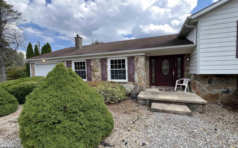 9517 Seneca Trail, Mill Creek, West Virginia 26280, 4 Bedrooms Bedrooms, 8 Rooms Rooms,2 BathroomsBathrooms,Single Family Detached,For Sale,Seneca,10161661