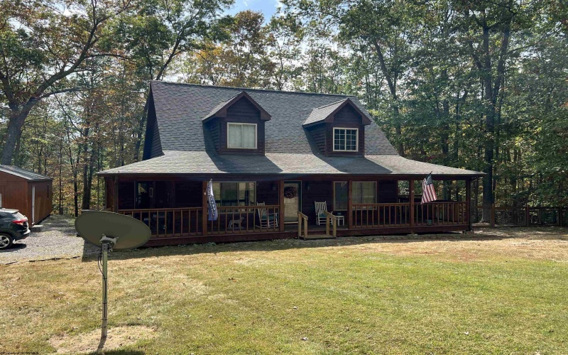 162 Summit Circle, Hillsboro, West Virginia 24946, 2 Bedrooms Bedrooms, 8 Rooms Rooms,2 BathroomsBathrooms,Single Family Detached,For Sale,Summit,10161665