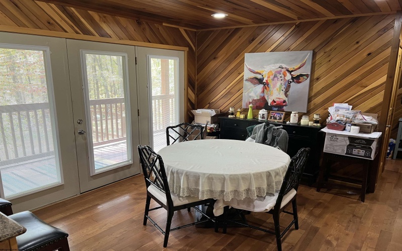 162 Summit Circle, Hillsboro, West Virginia 24946, 2 Bedrooms Bedrooms, 8 Rooms Rooms,2 BathroomsBathrooms,Single Family Detached,For Sale,Summit,10161665