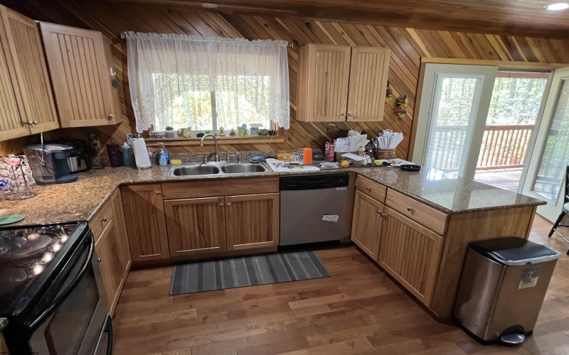 162 Summit Circle, Hillsboro, West Virginia 24946, 2 Bedrooms Bedrooms, 8 Rooms Rooms,2 BathroomsBathrooms,Single Family Detached,For Sale,Summit,10161665