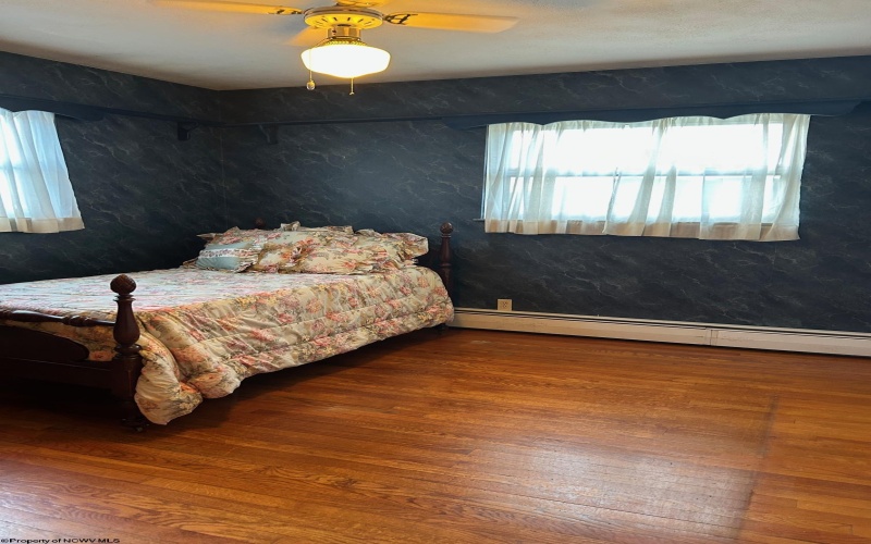 68 Crescent Avenue, Buckhannon, West Virginia 26201, 4 Bedrooms Bedrooms, 13 Rooms Rooms,1 BathroomBathrooms,Single Family Detached,For Sale,Crescent,10161678