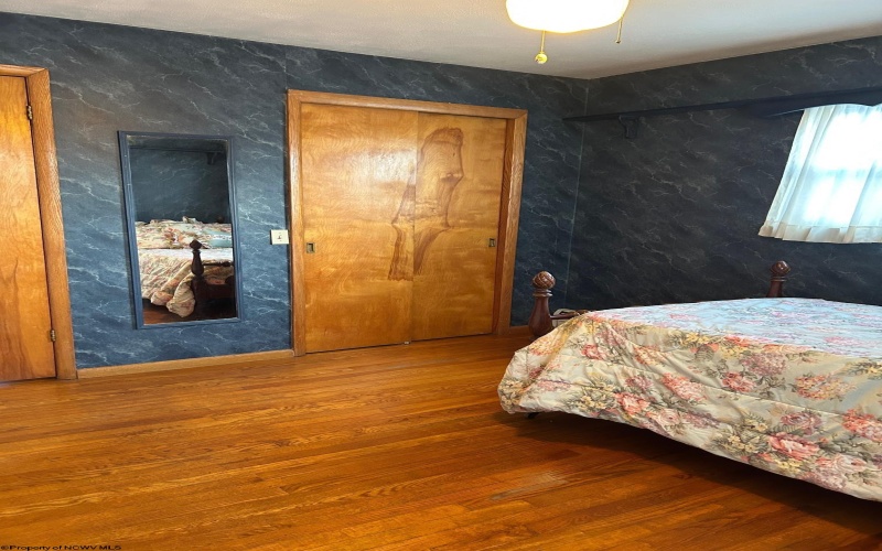 68 Crescent Avenue, Buckhannon, West Virginia 26201, 4 Bedrooms Bedrooms, 13 Rooms Rooms,1 BathroomBathrooms,Single Family Detached,For Sale,Crescent,10161678