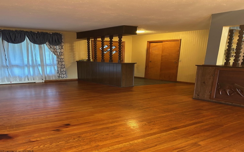 68 Crescent Avenue, Buckhannon, West Virginia 26201, 4 Bedrooms Bedrooms, 13 Rooms Rooms,1 BathroomBathrooms,Single Family Detached,For Sale,Crescent,10161678