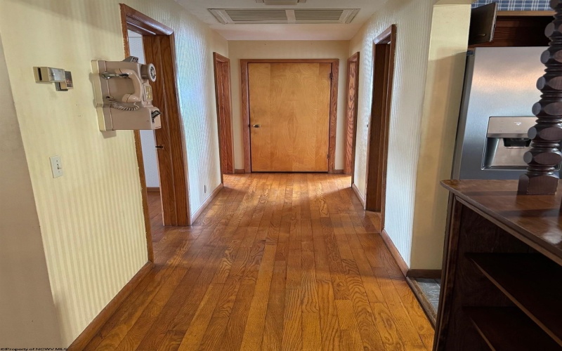 68 Crescent Avenue, Buckhannon, West Virginia 26201, 4 Bedrooms Bedrooms, 13 Rooms Rooms,1 BathroomBathrooms,Single Family Detached,For Sale,Crescent,10161678