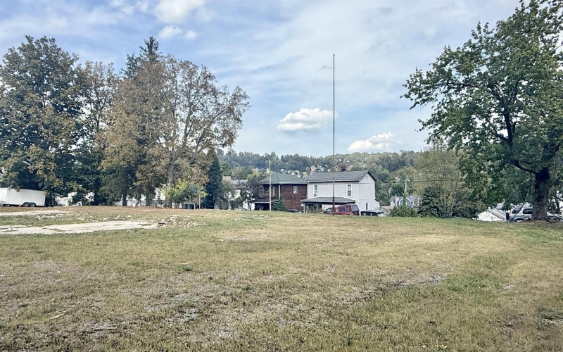 306 BEECH Street, Grafton, West Virginia 26354, ,Lots/land,For Sale,BEECH,10161679