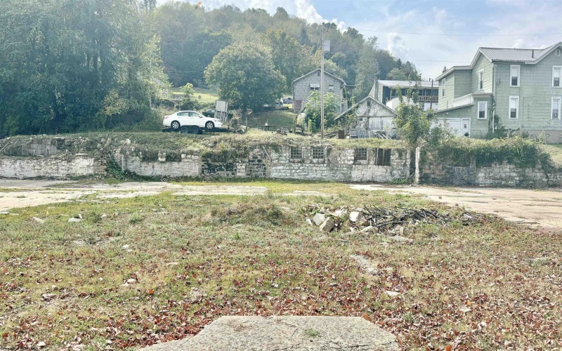 306 BEECH Street, Grafton, West Virginia 26354, ,Lots/land,For Sale,BEECH,10161679