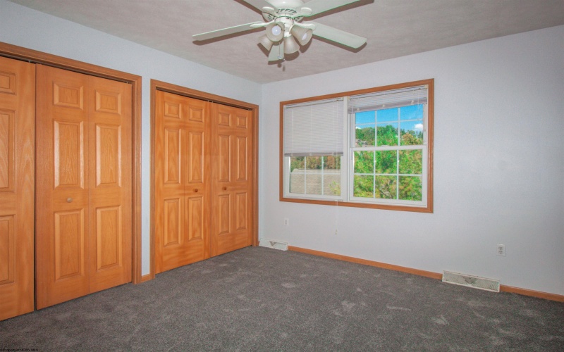 1510 Bergamont Street, Morgantown, West Virginia 26505, 3 Bedrooms Bedrooms, 6 Rooms Rooms,2 BathroomsBathrooms,Single Family Attached,For Sale,Bergamont,10161691