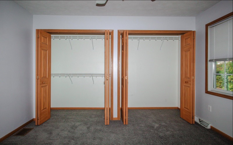 1510 Bergamont Street, Morgantown, West Virginia 26505, 3 Bedrooms Bedrooms, 6 Rooms Rooms,2 BathroomsBathrooms,Single Family Attached,For Sale,Bergamont,10161691