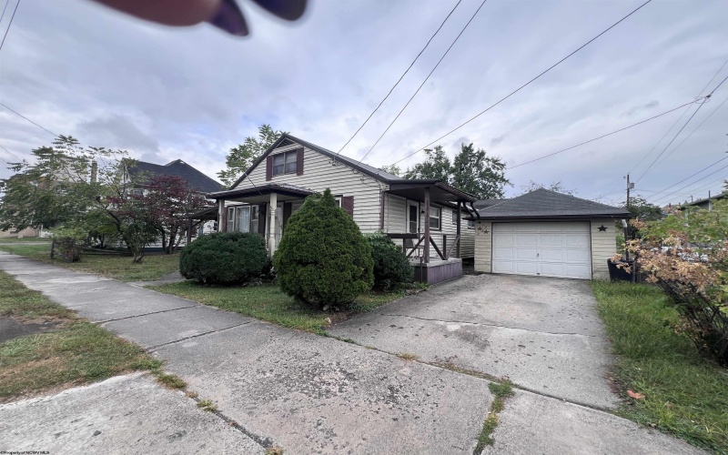 222 Worth Avenue, Elkins, West Virginia 26241, 3 Bedrooms Bedrooms, 7 Rooms Rooms,1 BathroomBathrooms,Single Family Detached,For Sale,Worth,10161693