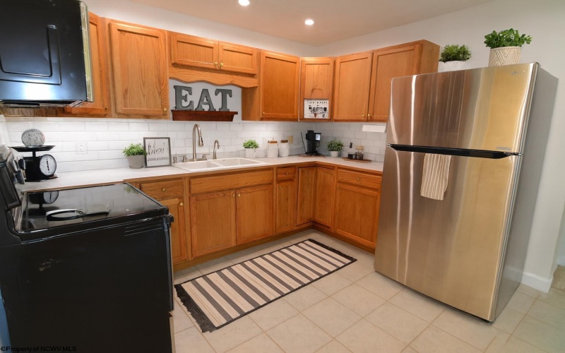 1258 Knottsville Road, Grafton, West Virginia 26354, 5 Bedrooms Bedrooms, 11 Rooms Rooms,3 BathroomsBathrooms,Single Family Detached,For Sale,Knottsville,10161680