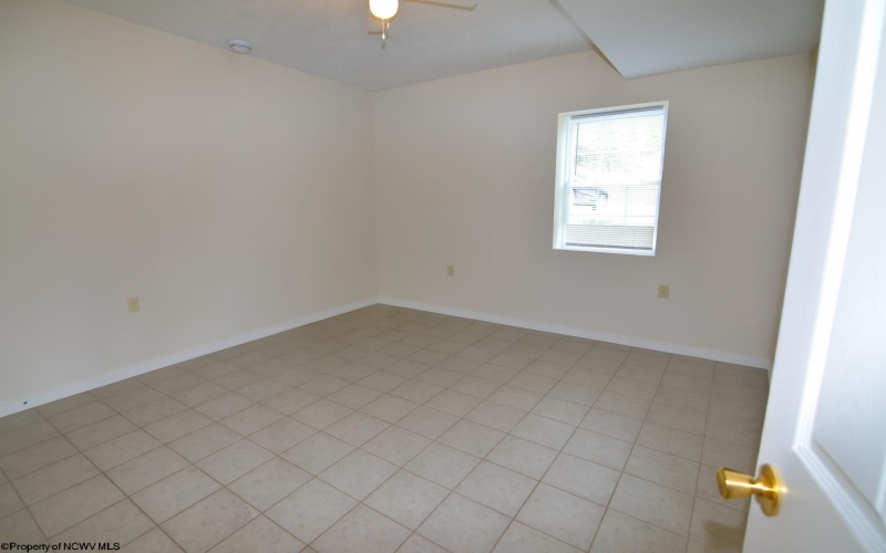 1258 Knottsville Road, Grafton, West Virginia 26354, 5 Bedrooms Bedrooms, 11 Rooms Rooms,3 BathroomsBathrooms,Single Family Detached,For Sale,Knottsville,10161680