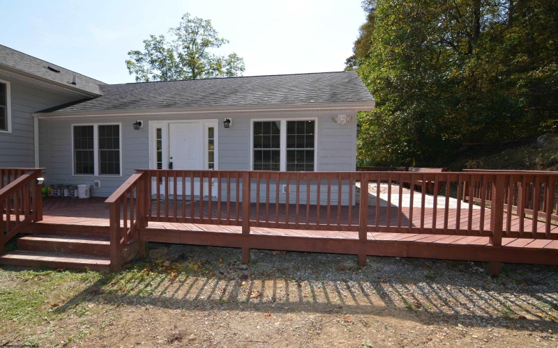 1258 Knottsville Road, Grafton, West Virginia 26354, 5 Bedrooms Bedrooms, 11 Rooms Rooms,3 BathroomsBathrooms,Single Family Detached,For Sale,Knottsville,10161680