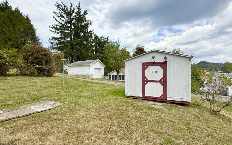 58 CLAY Street, Grafton, West Virginia 26354, 2 Bedrooms Bedrooms, 6 Rooms Rooms,1 BathroomBathrooms,Single Family Detached,For Sale,CLAY,10161681