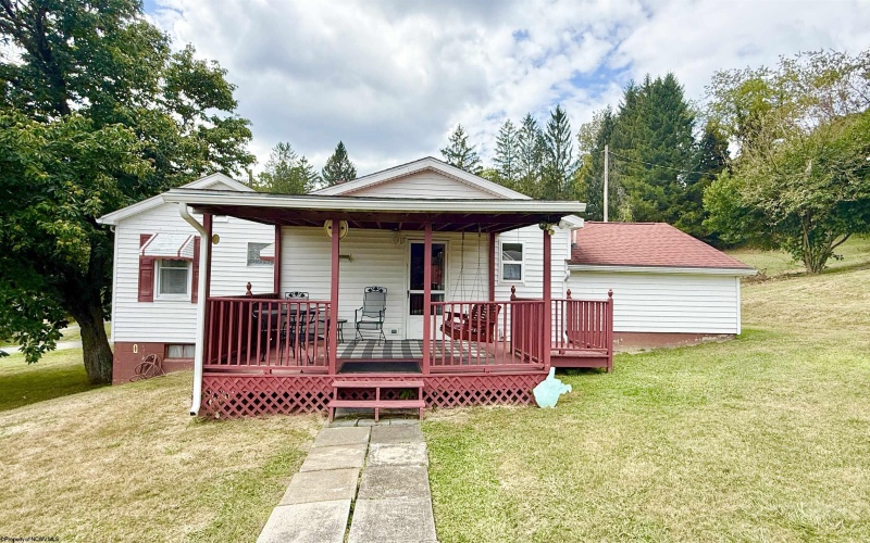 58 CLAY Street, Grafton, West Virginia 26354, 2 Bedrooms Bedrooms, 6 Rooms Rooms,1 BathroomBathrooms,Single Family Detached,For Sale,CLAY,10161681