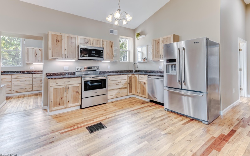 688 Beulah Road, Morgantown, West Virginia 26508, 3 Bedrooms Bedrooms, 8 Rooms Rooms,3 BathroomsBathrooms,Single Family Detached,For Sale,Beulah,10161685