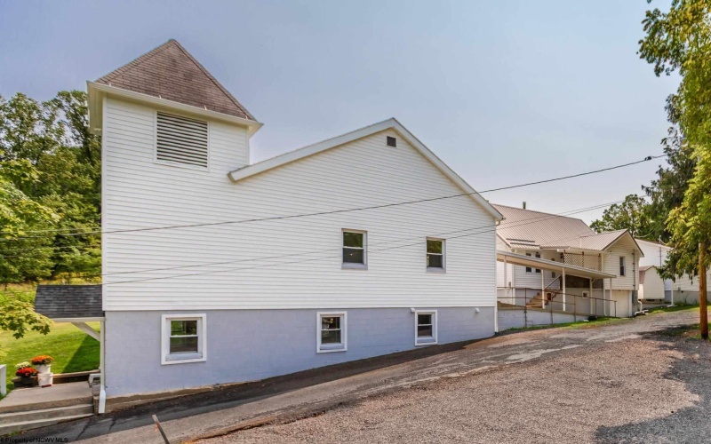 688 Beulah Road, Morgantown, West Virginia 26508, 3 Bedrooms Bedrooms, 8 Rooms Rooms,3 BathroomsBathrooms,Single Family Detached,For Sale,Beulah,10161685