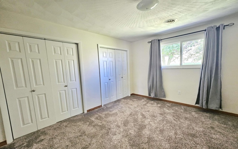 1431 Brierwood Lane, Fairmont, West Virginia 26554, 4 Bedrooms Bedrooms, 7 Rooms Rooms,2 BathroomsBathrooms,Single Family Detached,For Sale,Brierwood,10161682