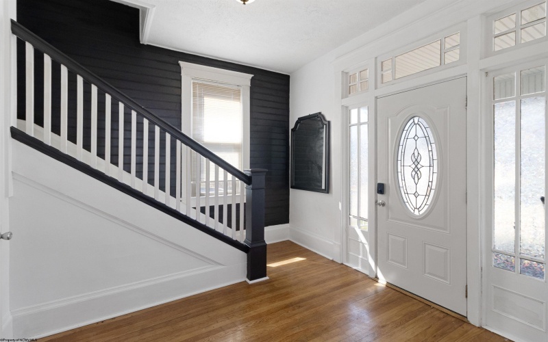 220 Davisson Street, Bridgeport, West Virginia 26330, 3 Bedrooms Bedrooms, 7 Rooms Rooms,1 BathroomBathrooms,Single Family Detached,For Sale,Davisson,10158425