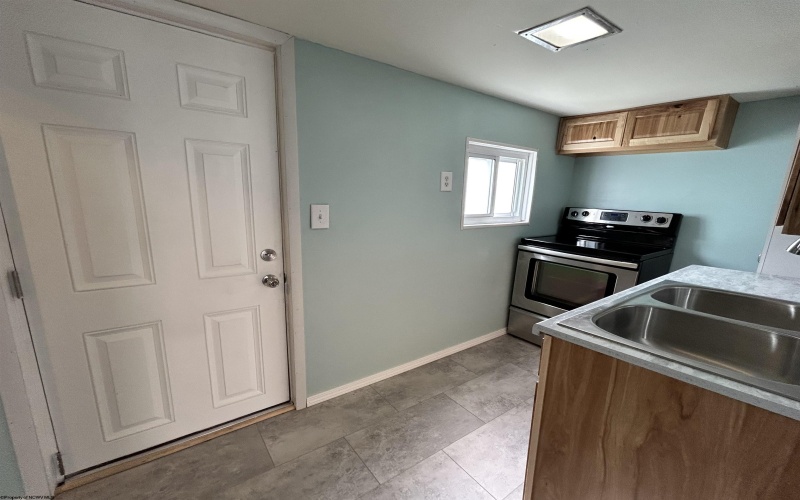 106 Orchard Street, Elkins, West Virginia 26241, 2 Bedrooms Bedrooms, 4 Rooms Rooms,1 BathroomBathrooms,Single Family Detached,For Sale,Orchard,10161699
