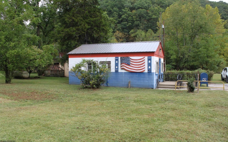 5786 Erbacon Road, Erbacon, West Virginia 26203, 3 Bedrooms Bedrooms, 8 Rooms Rooms,1 BathroomBathrooms,Single Family Detached,For Sale,Erbacon,10161705