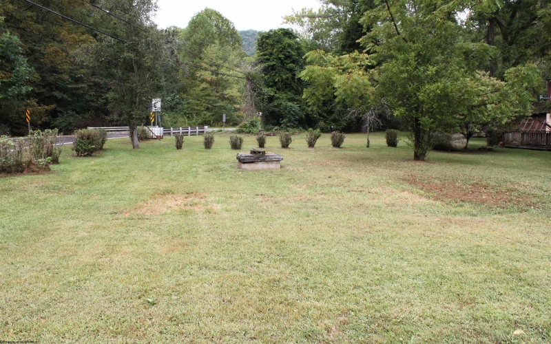 5786 Erbacon Road, Erbacon, West Virginia 26203, 3 Bedrooms Bedrooms, 8 Rooms Rooms,1 BathroomBathrooms,Single Family Detached,For Sale,Erbacon,10161705