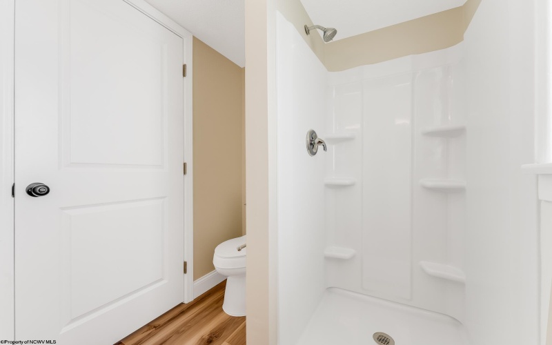 532 Herman Avenue, Star City, West Virginia 26505, 3 Bedrooms Bedrooms, 6 Rooms Rooms,2 BathroomsBathrooms,Residential Rentals,For Rent,Herman,10161710