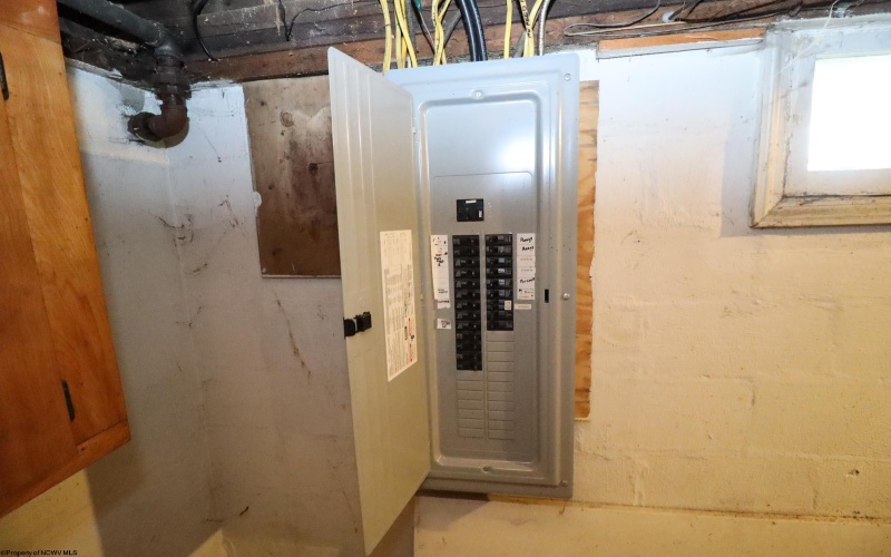 515 Yokum Street, Elkins, West Virginia 26241, 3 Bedrooms Bedrooms, 6 Rooms Rooms,1 BathroomBathrooms,Single Family Detached,For Sale,Yokum,10161703