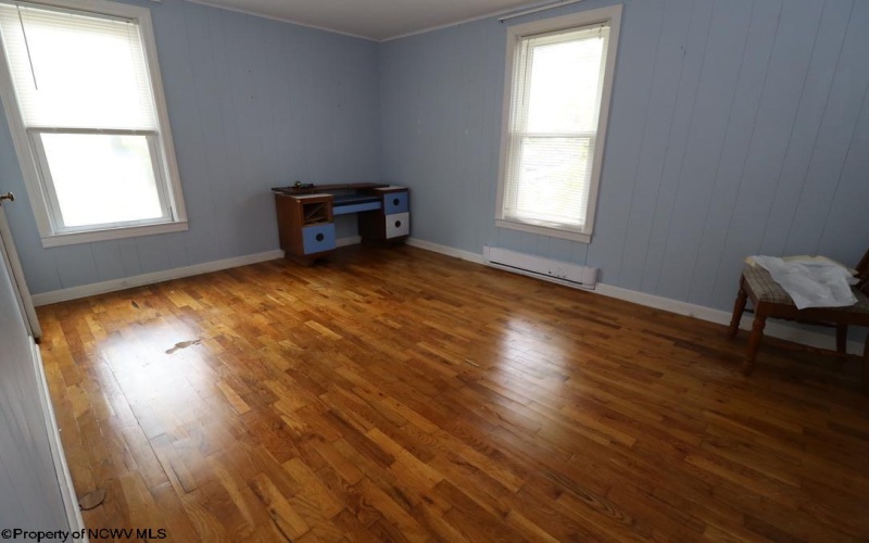 515 Yokum Street, Elkins, West Virginia 26241, 3 Bedrooms Bedrooms, 6 Rooms Rooms,1 BathroomBathrooms,Single Family Detached,For Sale,Yokum,10161703