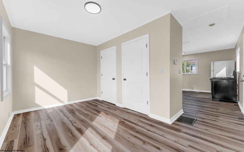 532 1/2 Herman Avenue, Star City, West Virginia 26505, 1 Bedroom Bedrooms, 3 Rooms Rooms,1 BathroomBathrooms,Residential Rentals,For Rent,Herman,10161711