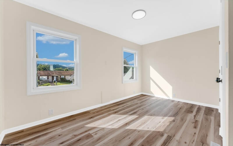 532 1/2 Herman Avenue, Star City, West Virginia 26505, 1 Bedroom Bedrooms, 3 Rooms Rooms,1 BathroomBathrooms,Residential Rentals,For Rent,Herman,10161711