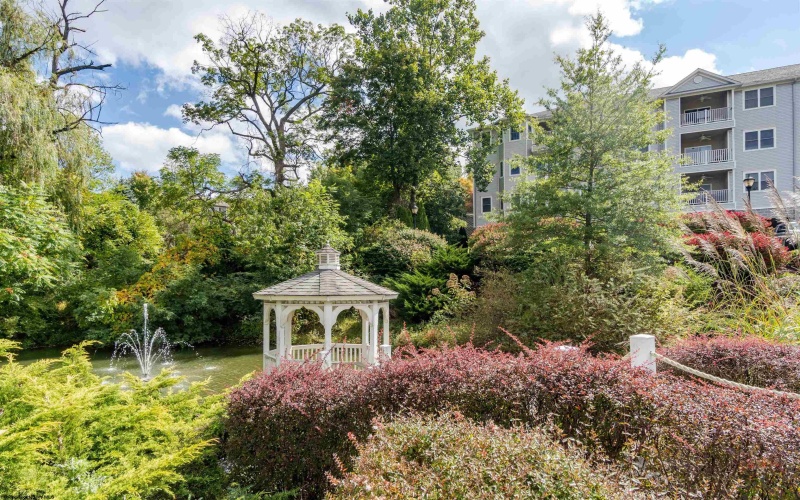 217 Fountain View, Morgantown, West Virginia 26505, 2 Bedrooms Bedrooms, 4 Rooms Rooms,2 BathroomsBathrooms,Single Family Attached,For Sale,Fountain,10161717