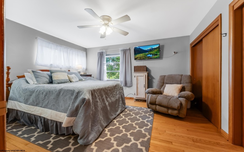 756 Mountain View Place, Morgantown, West Virginia 26501, 3 Bedrooms Bedrooms, 8 Rooms Rooms,2 BathroomsBathrooms,Single Family Detached,For Sale,Mountain View,10161724