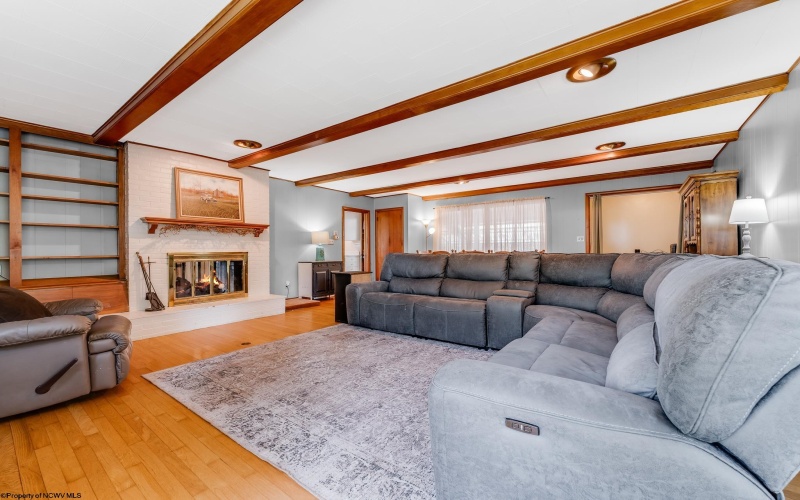 756 Mountain View Place, Morgantown, West Virginia 26501, 3 Bedrooms Bedrooms, 8 Rooms Rooms,2 BathroomsBathrooms,Single Family Detached,For Sale,Mountain View,10161724
