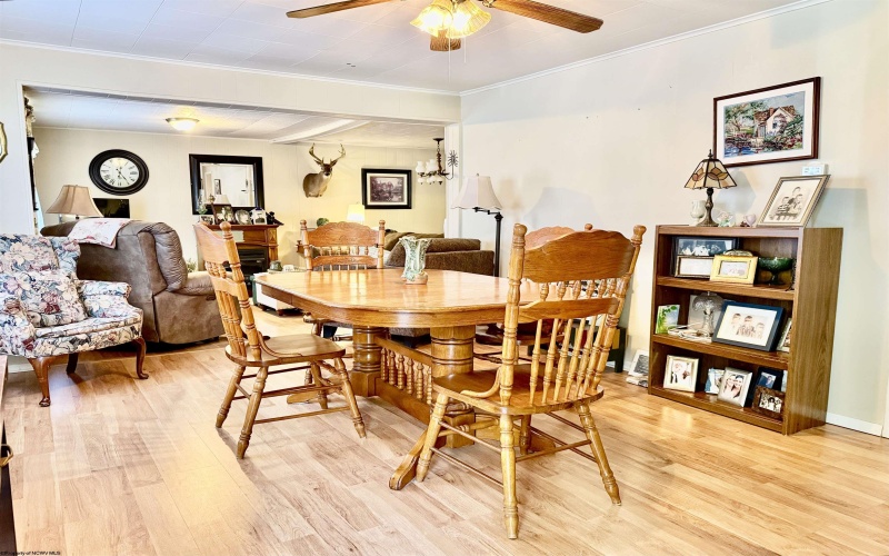101 Kennywood Drive, Fairmont, West Virginia 26554, 2 Bedrooms Bedrooms, 5 Rooms Rooms,1 BathroomBathrooms,Single Family Detached,For Sale,Kennywood,10161723