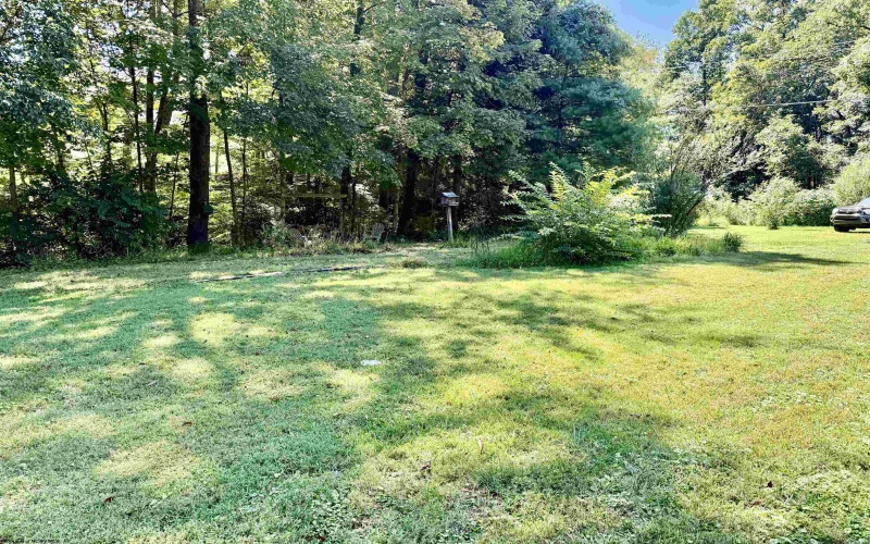 101 Kennywood Drive, Fairmont, West Virginia 26554, 2 Bedrooms Bedrooms, 5 Rooms Rooms,1 BathroomBathrooms,Single Family Detached,For Sale,Kennywood,10161723