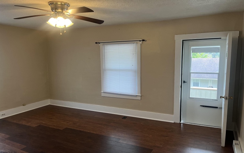 119 Merrill Avenue, Rivesville, West Virginia 26588, 1 Bedroom Bedrooms, 4 Rooms Rooms,1 BathroomBathrooms,Single Family Detached,For Sale,Merrill,10161704
