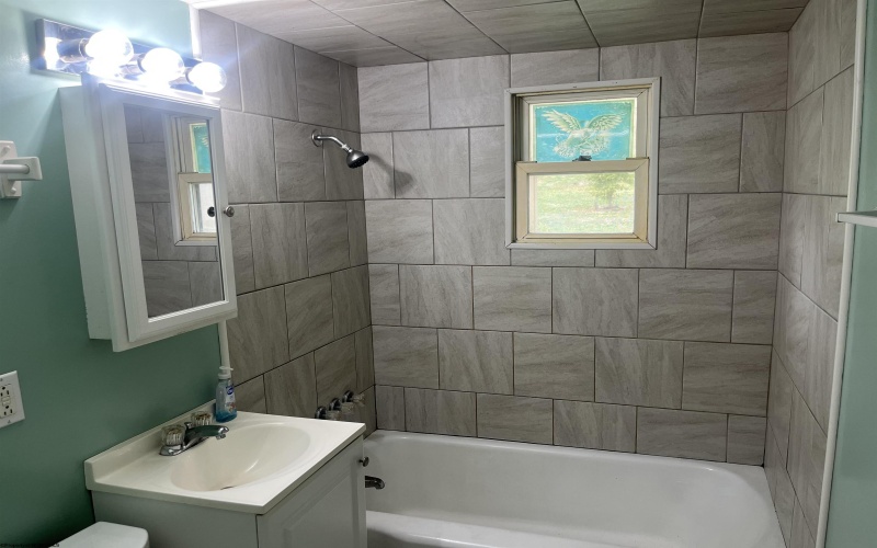 119 Merrill Avenue, Rivesville, West Virginia 26588, 1 Bedroom Bedrooms, 4 Rooms Rooms,1 BathroomBathrooms,Single Family Detached,For Sale,Merrill,10161704